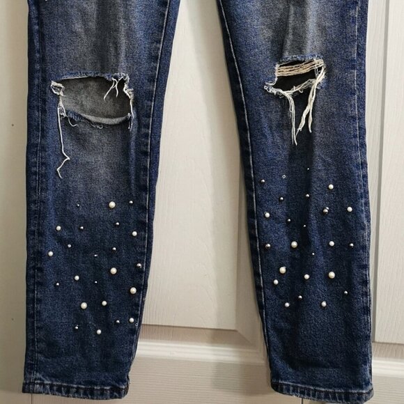 Mavi Women’s Tess Denim Skinny Distressed Jean With Faux Pearl Accent  SZ:27 - Picture 2 of 12